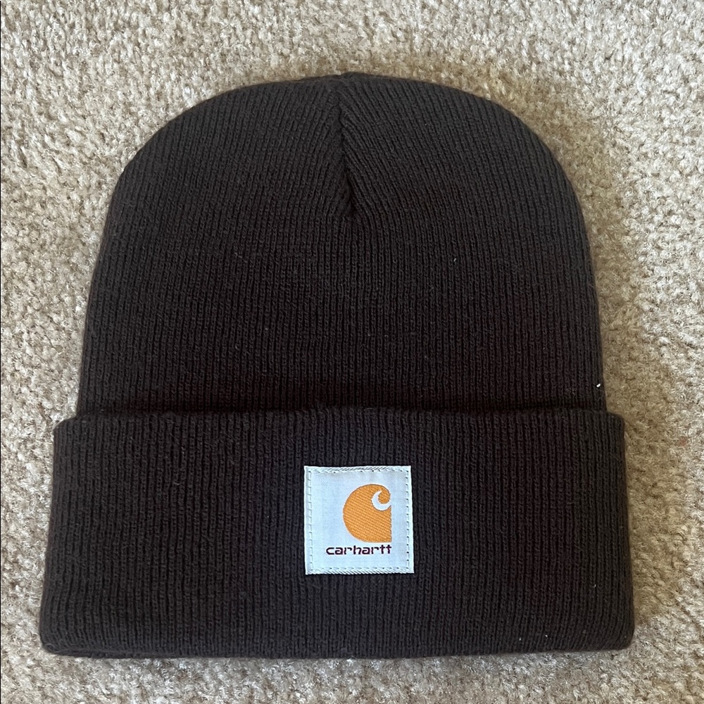 Dark brown carhattt hat